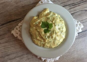 Így készül a remoulade mártás házilag